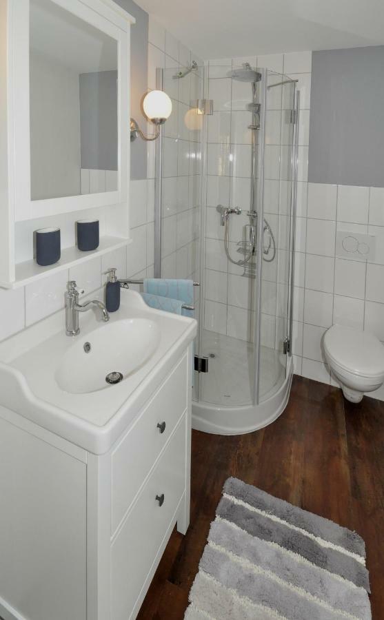 B&B Zum Rossli Zunzgen Luaran gambar