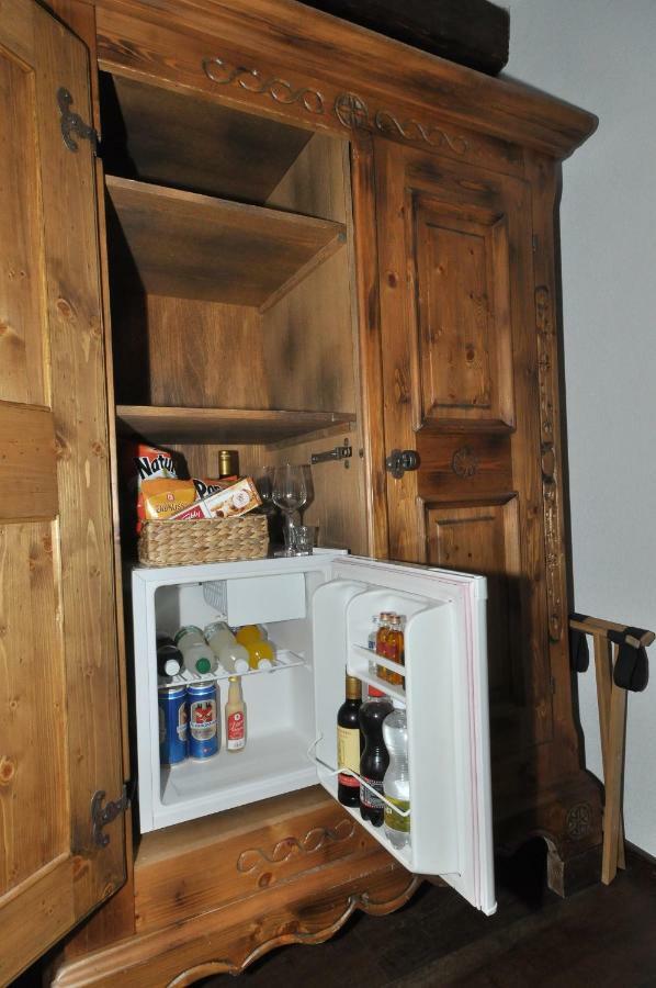 B&B Zum Rossli Zunzgen Luaran gambar